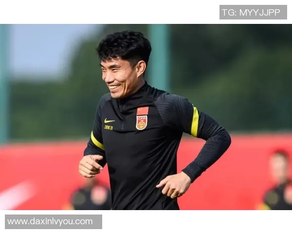 三位中国足球球星的职业生涯与贡献分析:从武磊到郑智再到郜林的成长与挑战 三位中国足球球星的职业生涯与贡献分析:从武磊到郑智再到郜林的成长与挑战